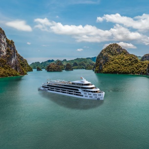 Du thuyền cao cấp Luna Halong