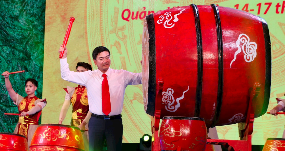 Khai hội truyền thống Bạch Đằng năm 2024