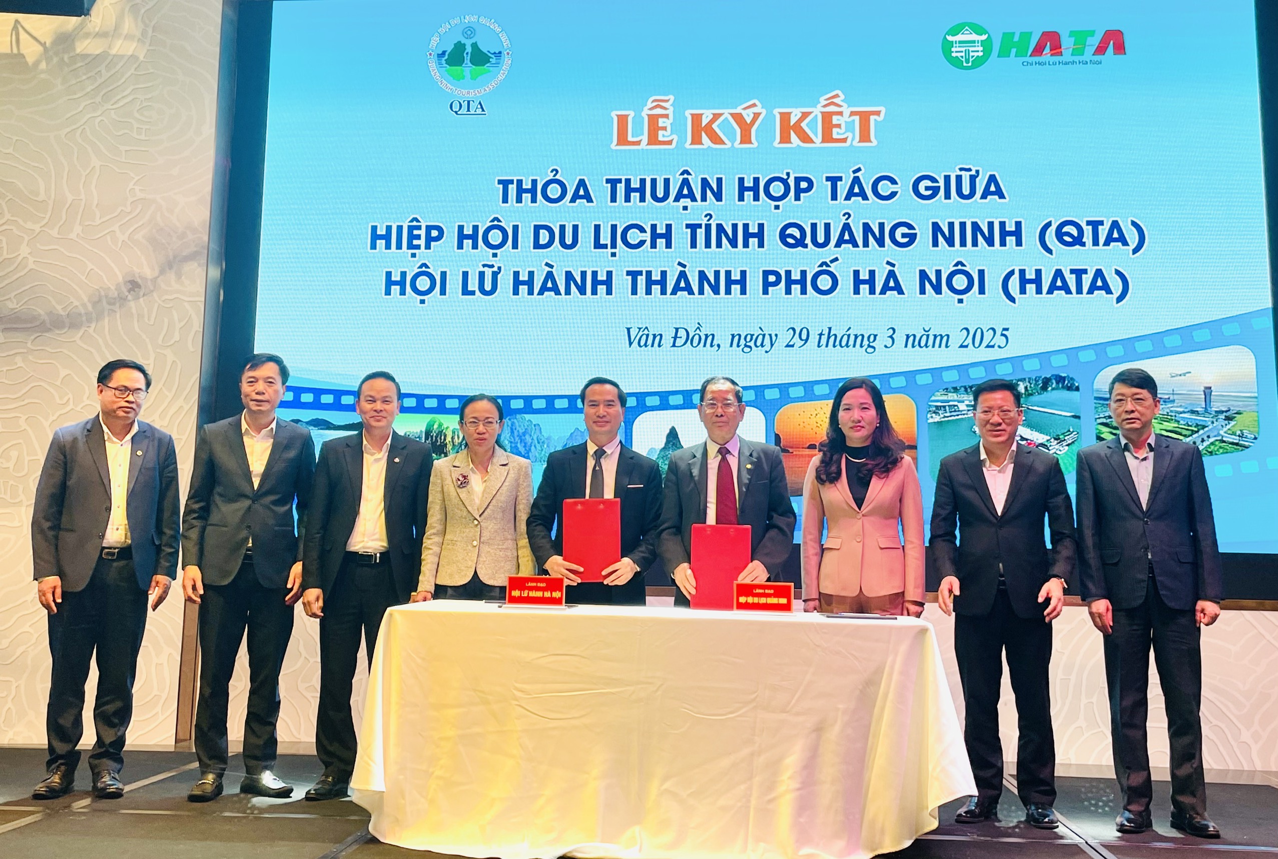 Khai trương các tuyến tàu du lịch trên vịnh Bái Tử Long