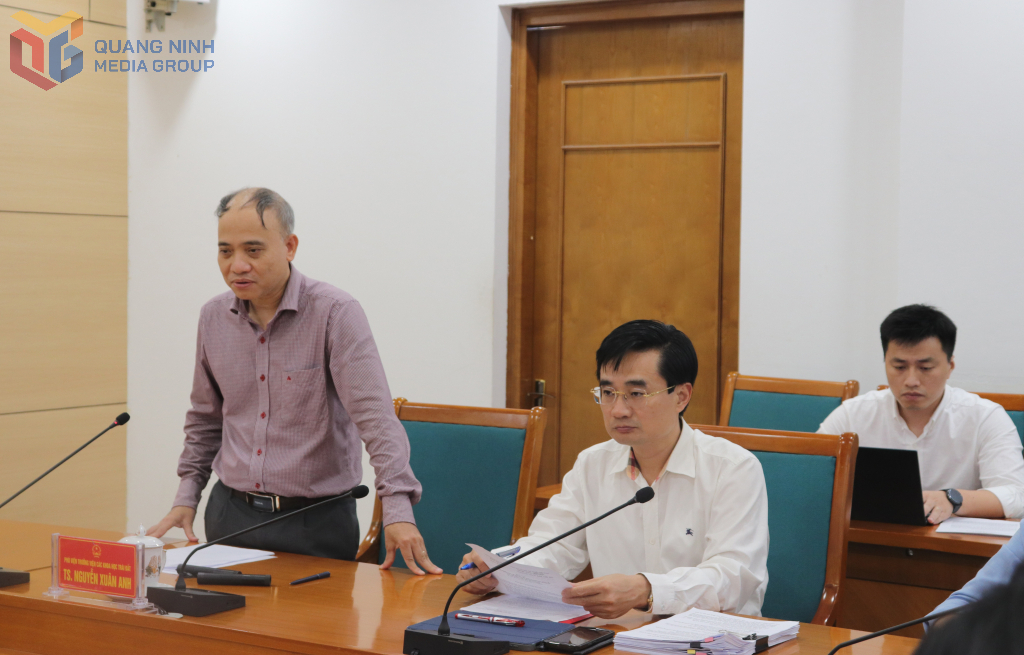 Nghien-cuu-lap-dat-thiet-bi-canh-bao-dong-loc-tren-vinh-ha-long-vinh-bai-tu-long_qnta.vn
